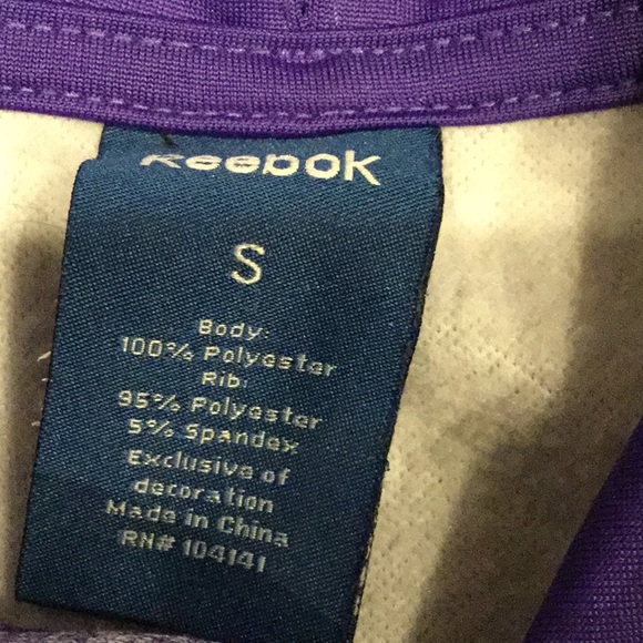 Reebok pullover - Picture 2 of 4